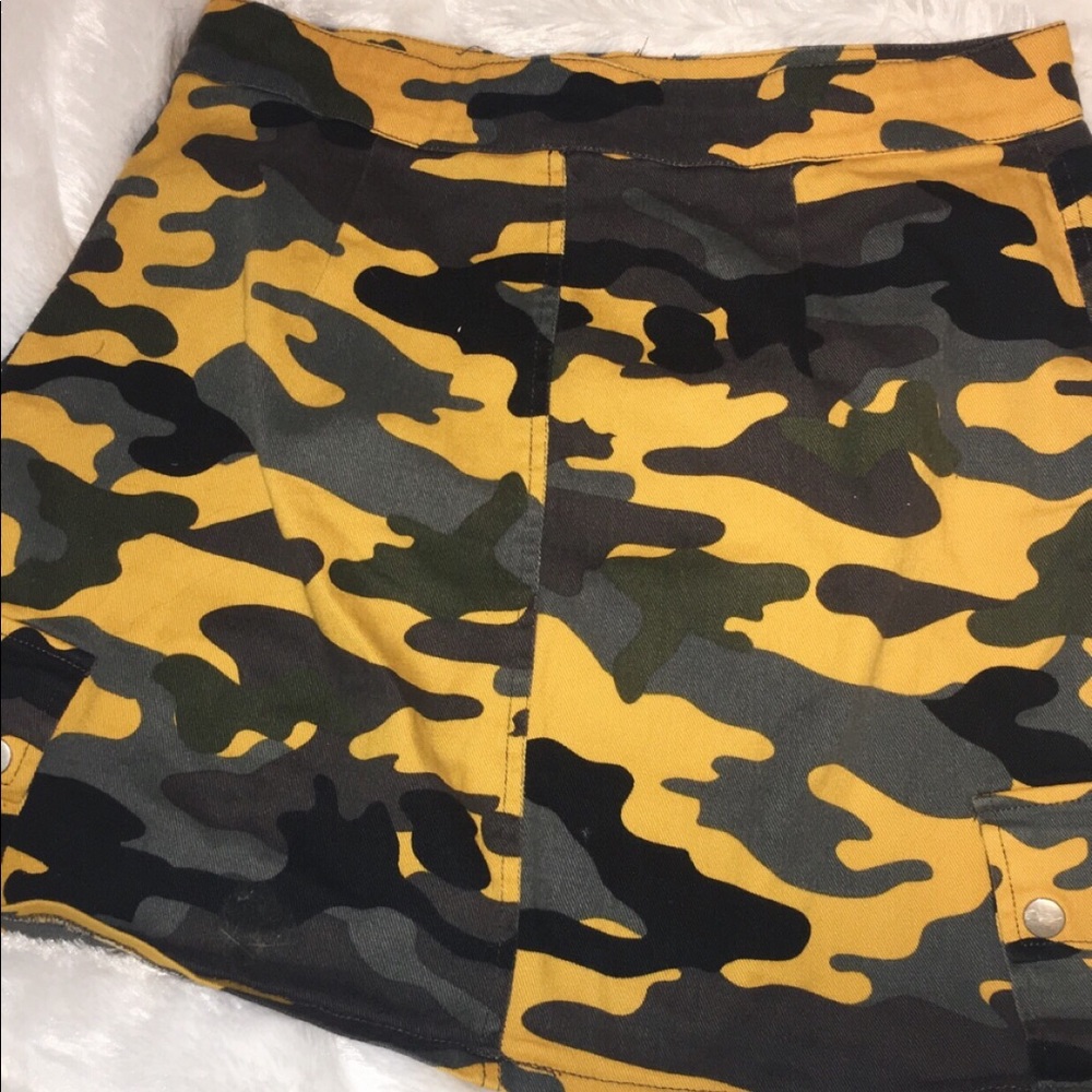 Yellow Camo Forever 21 skirt